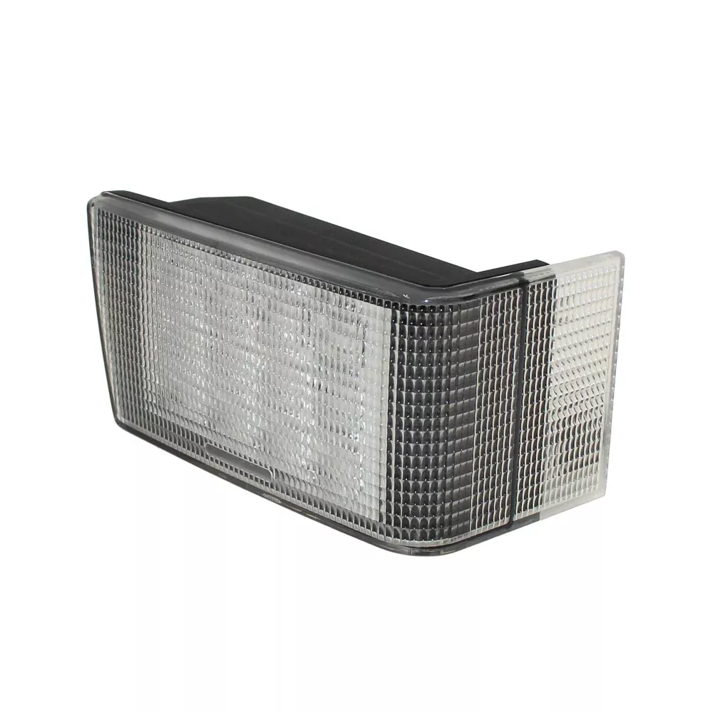 AM1964881C2 Headlight - Right Hand